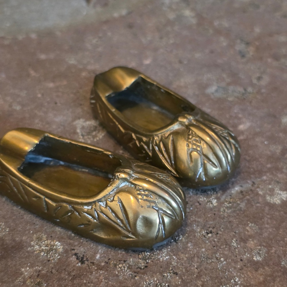 Vintage Brass Miniature Shoe Ashtrays Set of 2 Etched Slipper Trinket Dish Decor